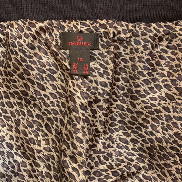 Danier Suede Pants - Picture 5 of 10